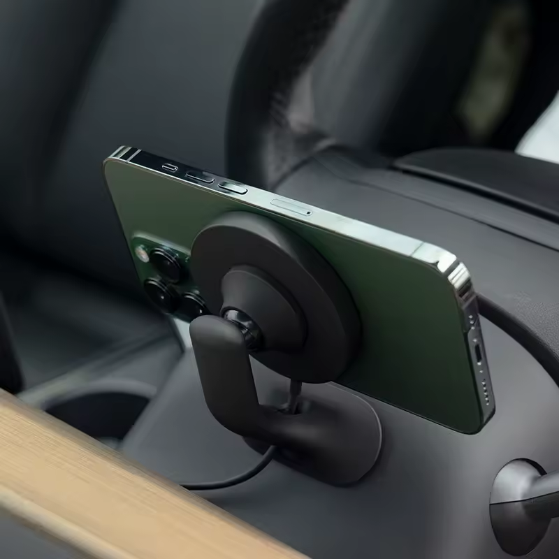 Зарядний пристрій телефону